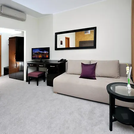 Aplend Perugia Hotel 3*